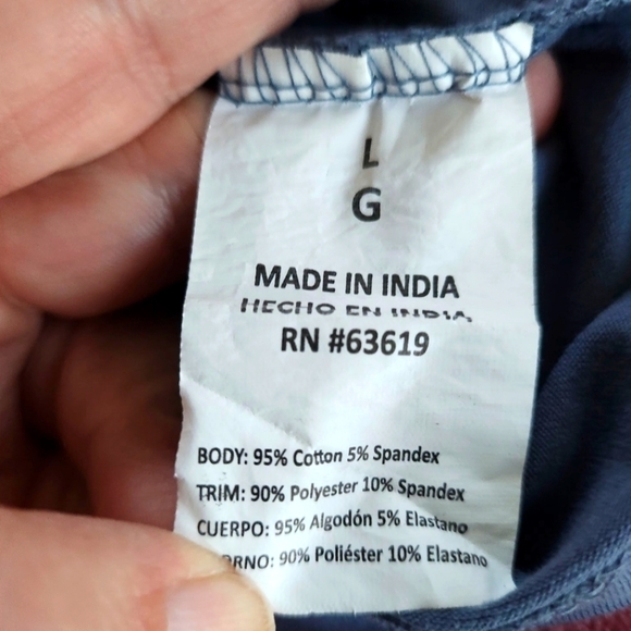 Bebe sport boxy sequin t-shirt size Large - Picture 4 of 4